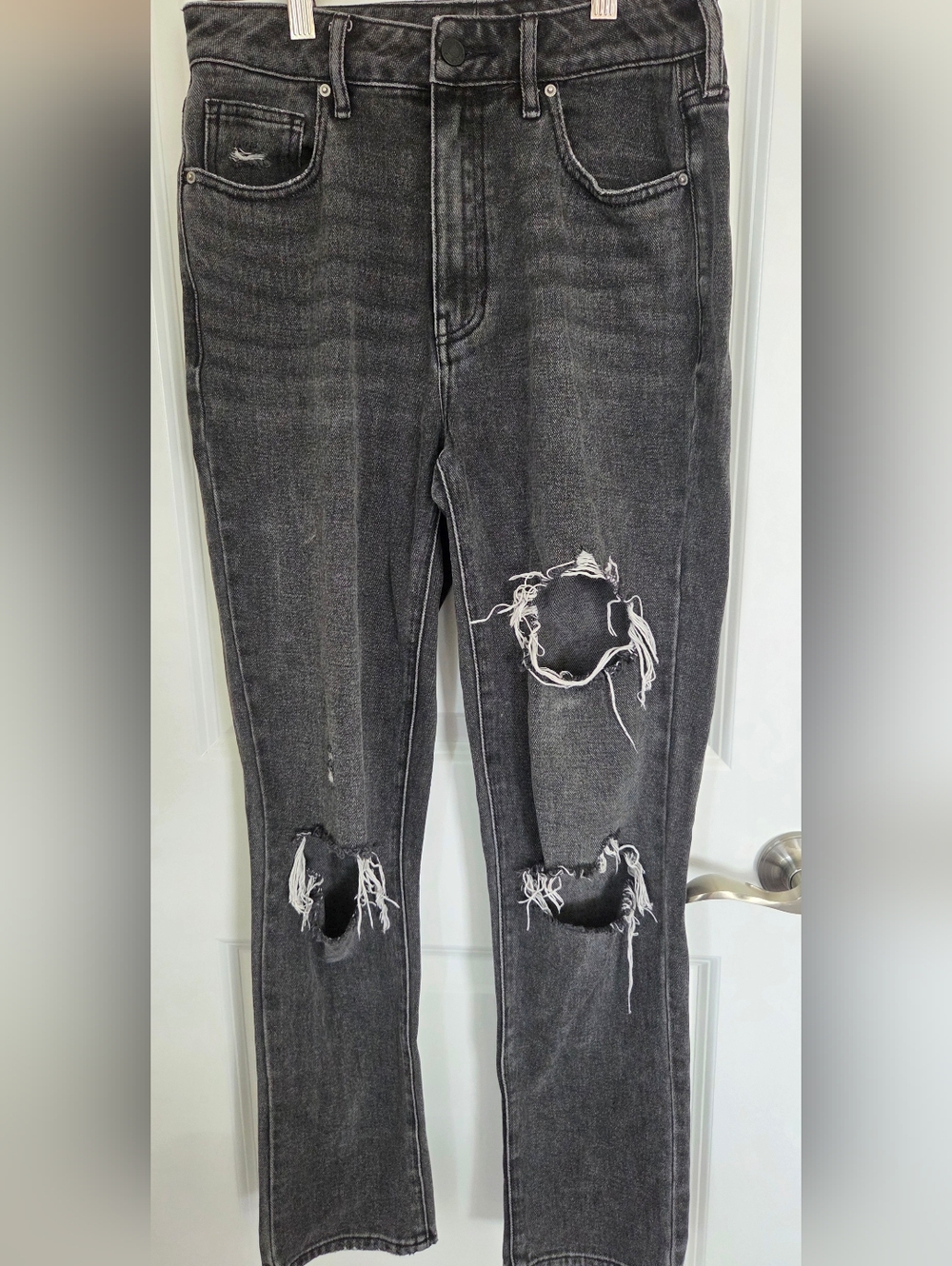 PacSun Women's Charcoal Black Ripped Mom Jeans